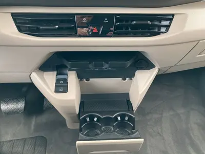 Volkswagen T7 Multivan – Foto 11