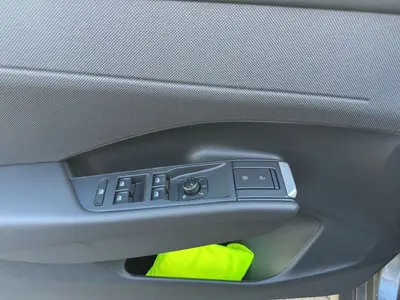 Volkswagen T-Roc – Foto 8