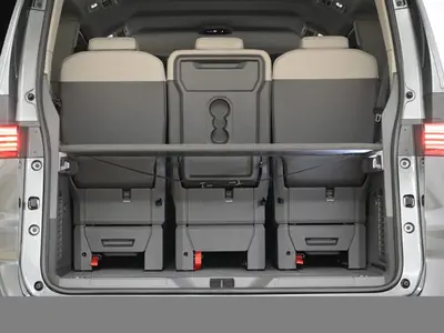 Volkswagen T7 Multivan – Foto 9
