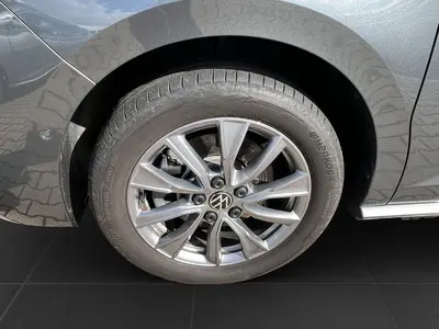 Volkswagen T7 Multivan – Foto 9