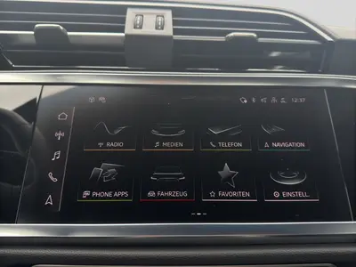 Audi Q3 – Foto 15