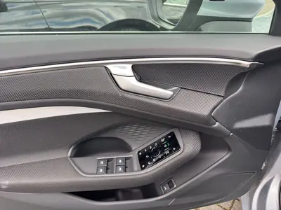 Audi A6 Avant – Foto 8