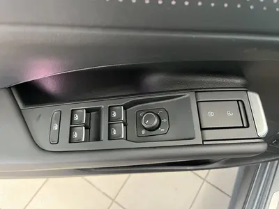 Volkswagen T-Roc – Foto 8