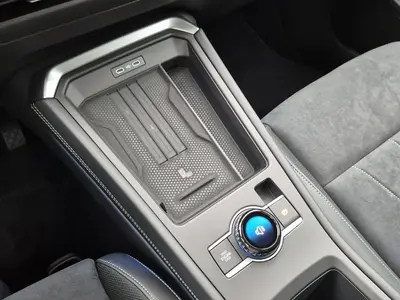 Volkswagen T-Roc – Foto 18