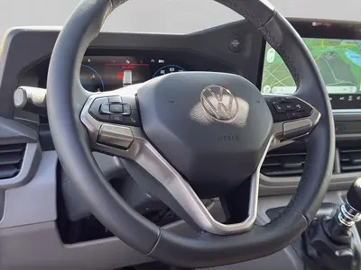 Volkswagen T7 Kombi – Foto 9