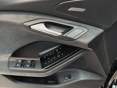 Audi Q6 e-tron – Foto 8
