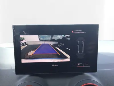 Audi Q2 – Foto 12