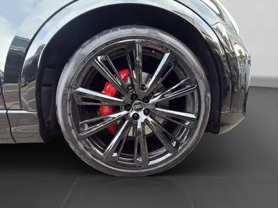 Audi Q8 – Foto 7