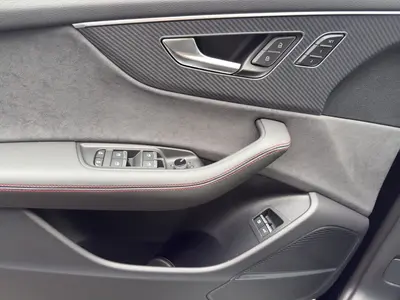 Audi Q8 – Foto 8
