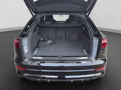Audi Q8 – Foto 17