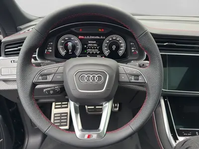 Audi Q8 – Foto 9