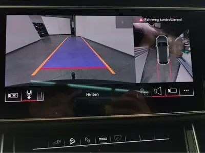 Audi Q8 – Foto 15
