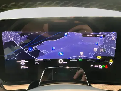 Audi Q6 e-tron – Foto 10