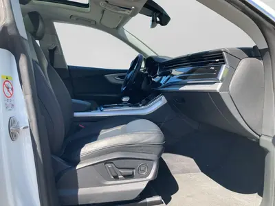 Audi Q8 – Foto 4