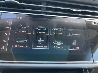 Audi Q8 – Foto 13