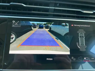 Audi Q8 – Foto 15