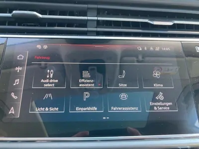 Audi Q8 – Foto 16