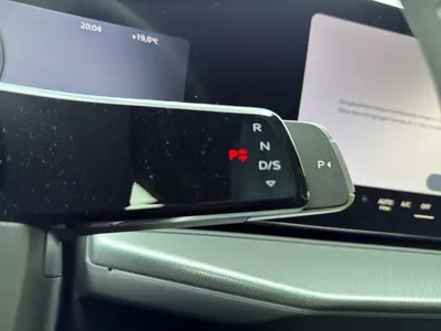 Audi Q3 – Foto 11
