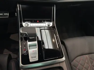 Audi Q8 – Foto 11