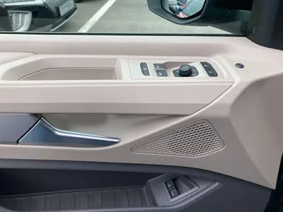 Volkswagen T7 Multivan – Foto 8