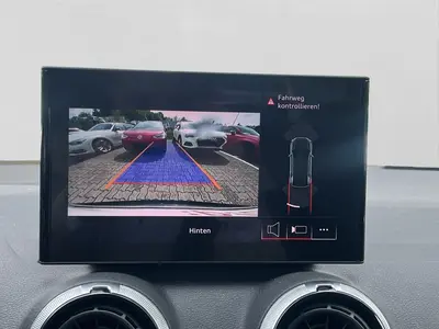 Audi Q2 – Foto 12