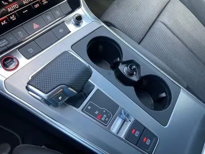 Audi S6 Avant – Foto 11
