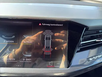 Audi Q4 e-tron – Foto 16