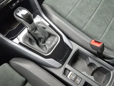 Volkswagen T-Roc – Foto 11