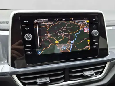 Volkswagen T-Roc – Foto 12
