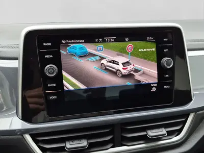 Volkswagen T-Roc – Foto 13