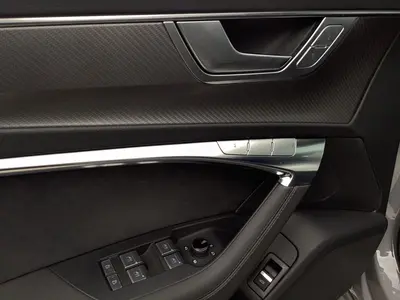 Audi RS 6 Avant – Foto 8
