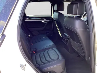 Volkswagen Touareg – Foto 6