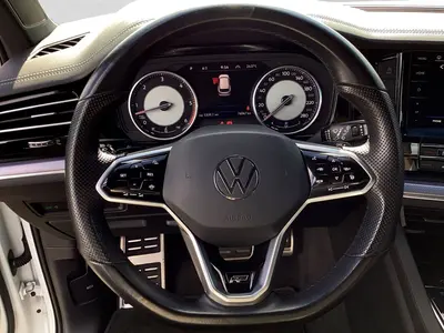 Volkswagen Touareg – Foto 9