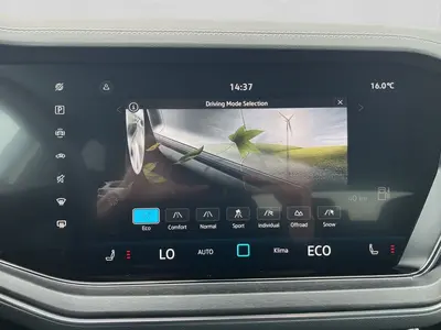 Volkswagen Touareg – Foto 16