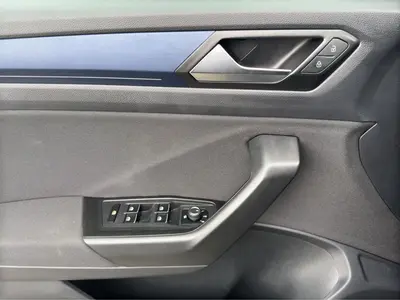 Volkswagen T-Roc – Foto 8