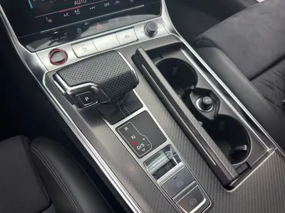 Audi RS 6 Avant – Foto 11