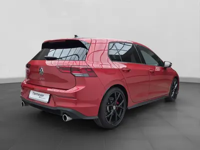 Volkswagen Golf GTI – Foto 3