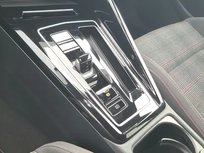 Volkswagen Golf GTI – Foto 11