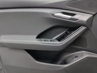 Audi Q6 e-tron – Foto 8