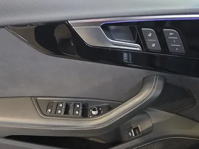 Audi RS 4 Avant – Foto 8