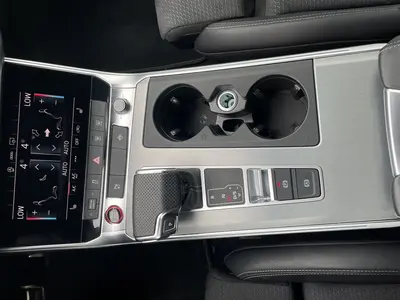 Audi S6 Avant – Foto 11