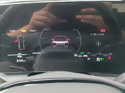 Audi Q6 e-tron – Foto 10