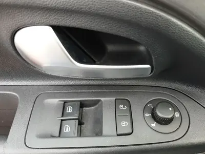 Volkswagen e-up! – Foto 8