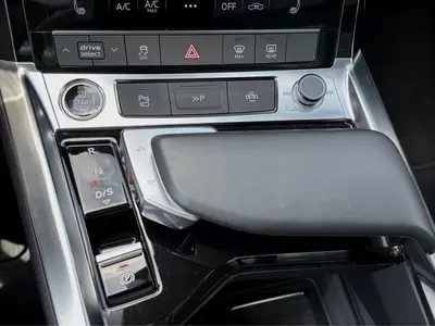 Audi Q8 e-tron – Foto 11