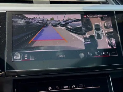 Audi Q8 e-tron – Foto 13