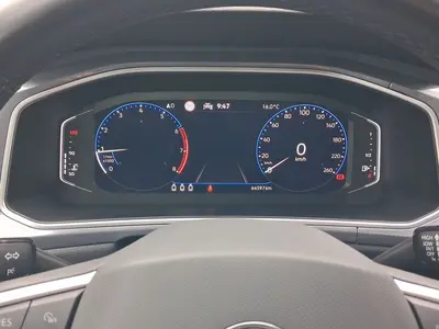 Volkswagen T-Roc – Foto 10