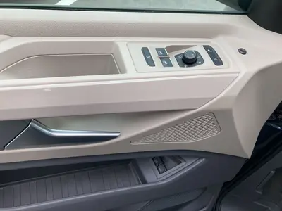 Volkswagen T7 Multivan – Foto 8