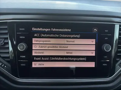 Volkswagen T-Roc – Foto 14