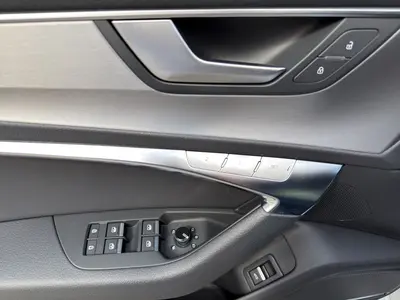 Audi S6 Avant – Foto 8