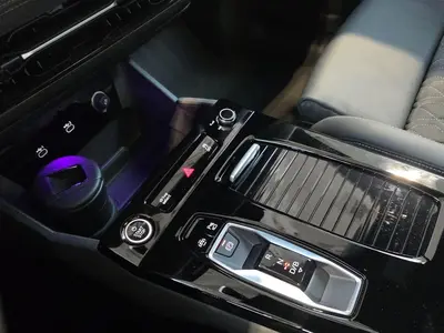 Audi Q6 e-tron – Foto 11
